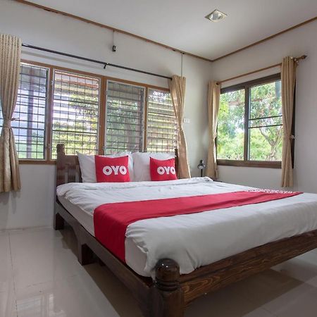 Oyo 909 Guiding Star Resort Chiang Mai Esterno foto