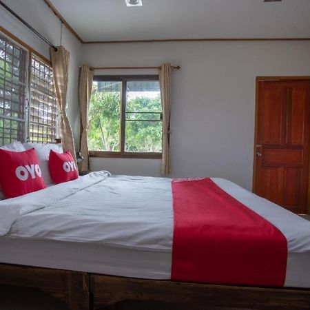 Oyo 909 Guiding Star Resort Chiang Mai Esterno foto