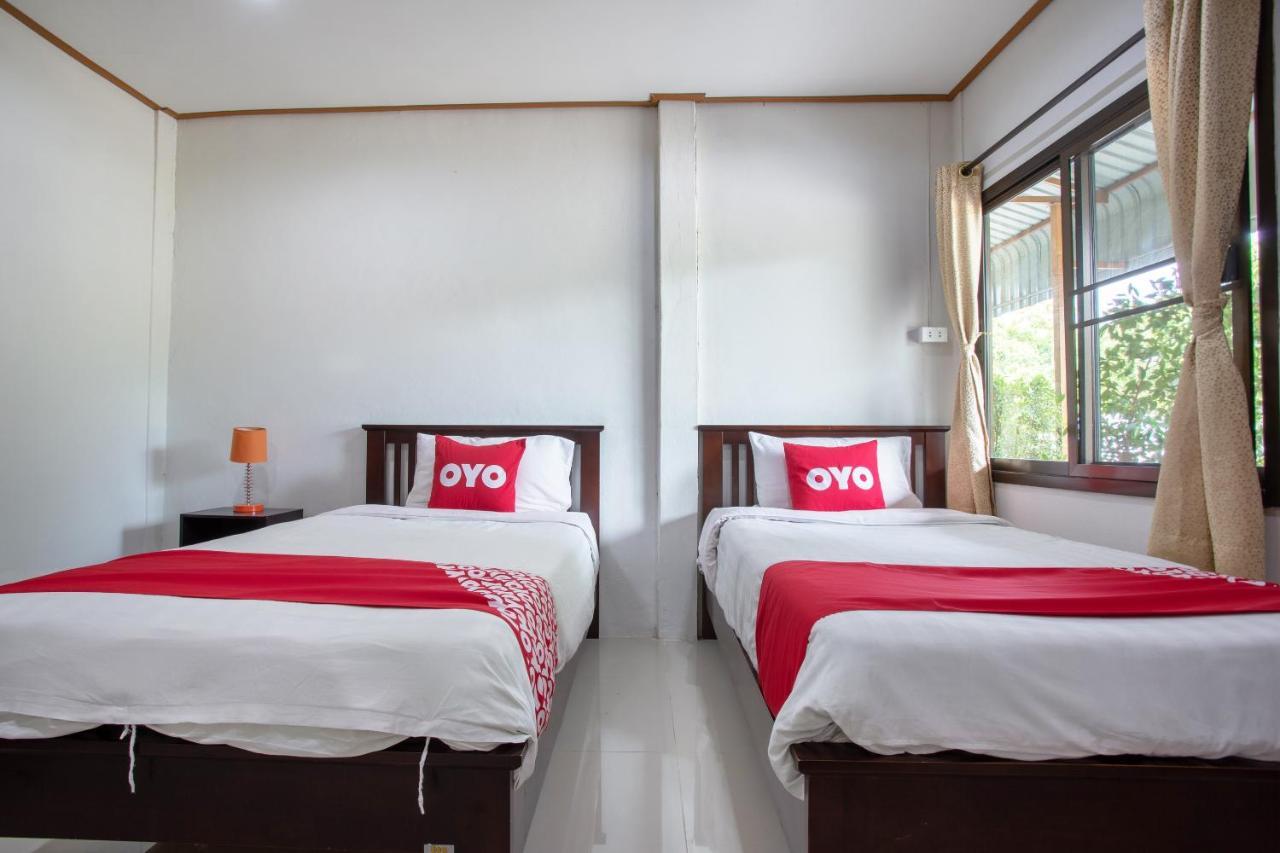 Oyo 909 Guiding Star Resort Chiang Mai Esterno foto