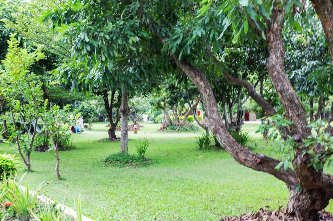 Oyo 909 Guiding Star Resort Chiang Mai Esterno foto