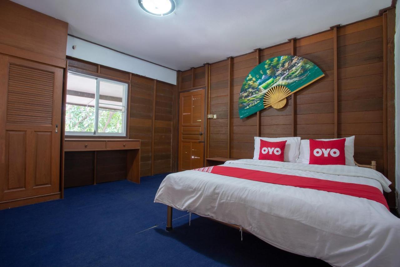 Oyo 909 Guiding Star Resort Chiang Mai Esterno foto