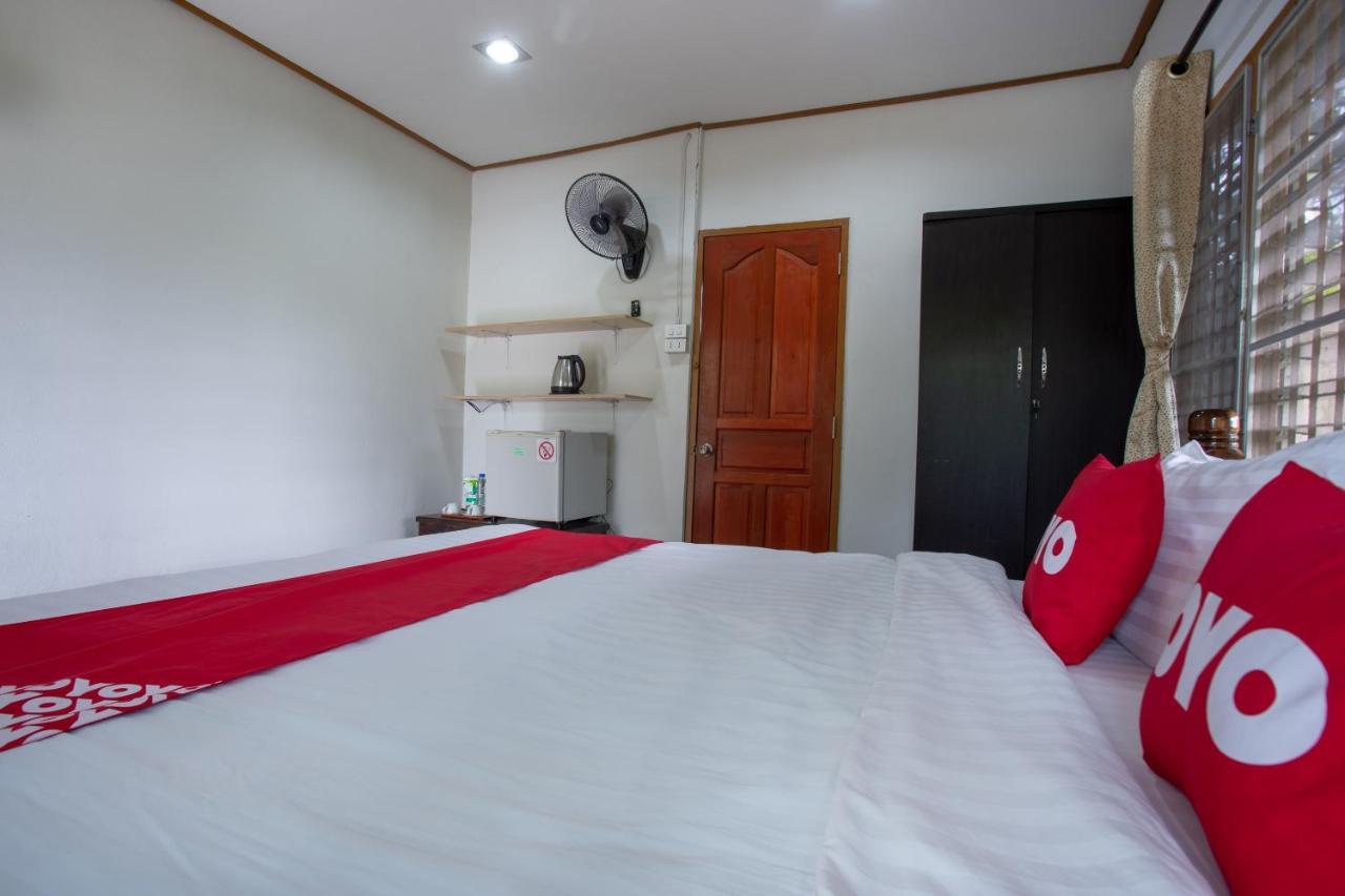 Oyo 909 Guiding Star Resort Chiang Mai Esterno foto