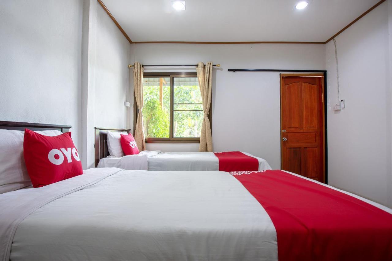 Oyo 909 Guiding Star Resort Chiang Mai Esterno foto