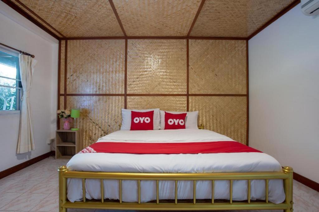 Oyo 909 Guiding Star Resort Chiang Mai Esterno foto