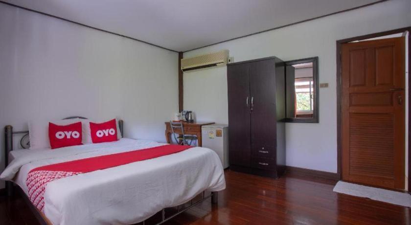 Oyo 909 Guiding Star Resort Chiang Mai Esterno foto