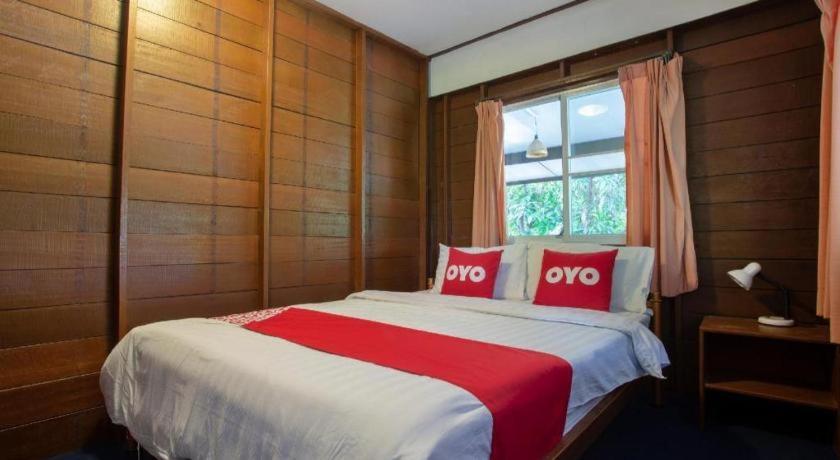 Oyo 909 Guiding Star Resort Chiang Mai Esterno foto