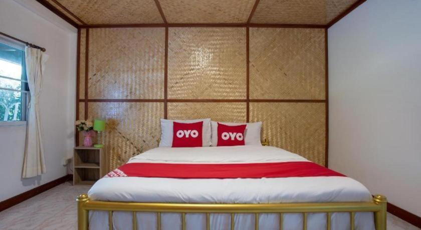 Oyo 909 Guiding Star Resort Chiang Mai Esterno foto