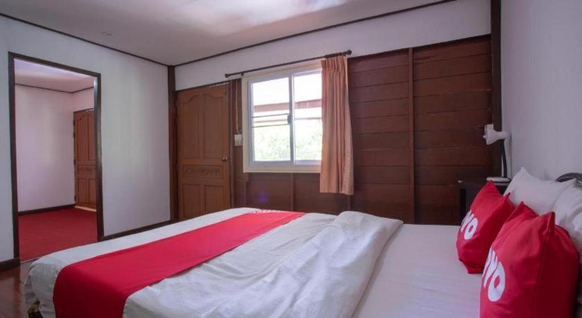 Oyo 909 Guiding Star Resort Chiang Mai Esterno foto