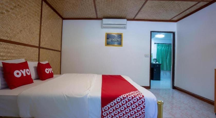 Oyo 909 Guiding Star Resort Chiang Mai Esterno foto