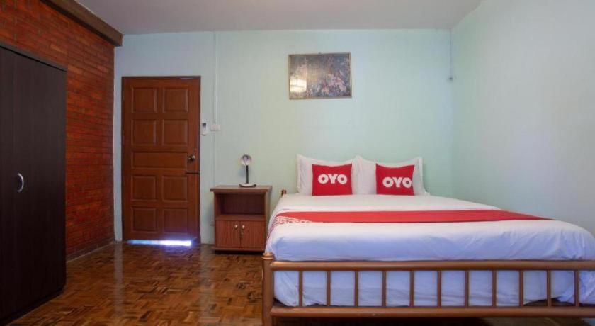 Oyo 909 Guiding Star Resort Chiang Mai Esterno foto